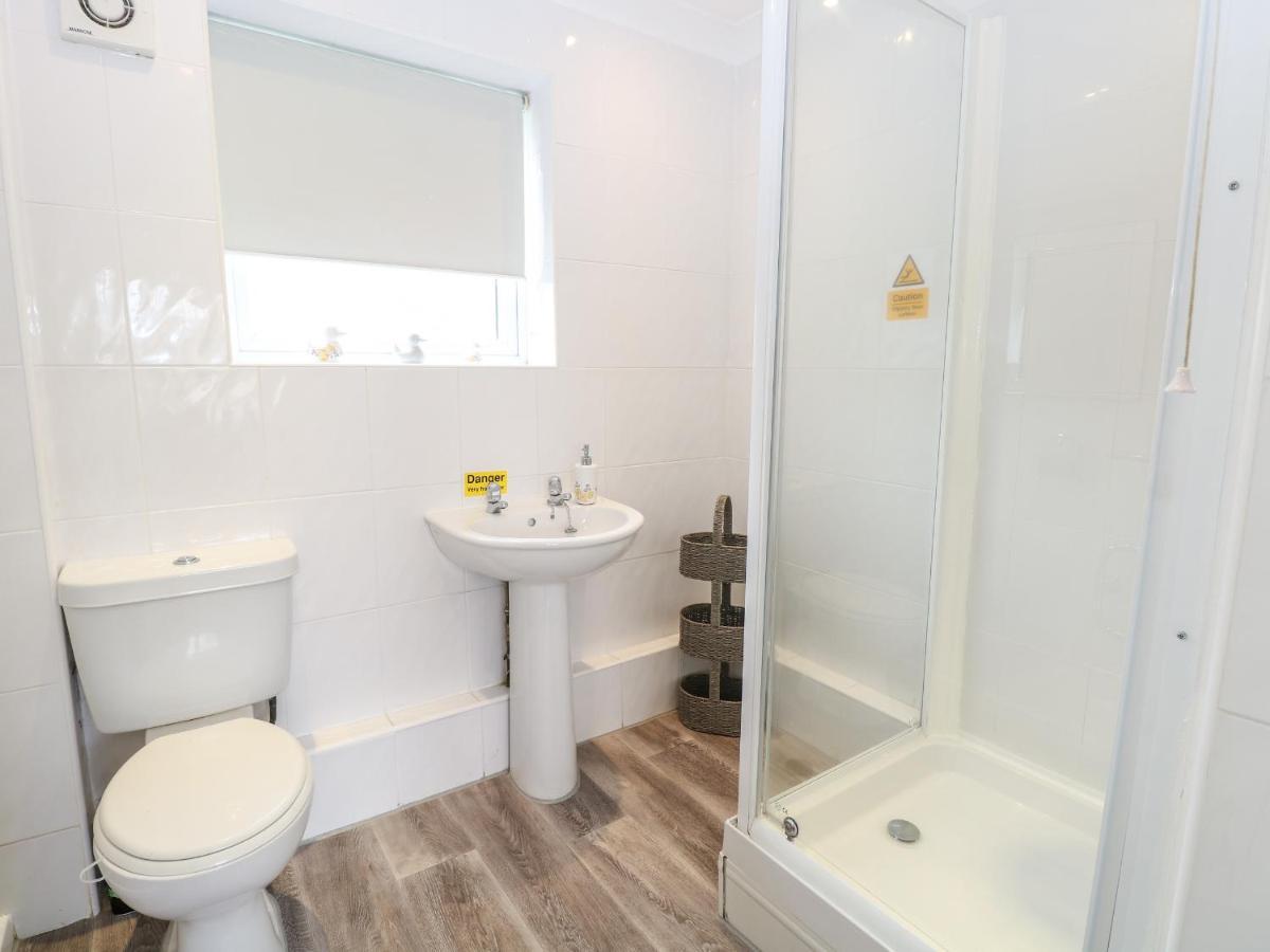 91 Waterside Park Villa โลเวสทอฟต์ ภายนอก รูปภาพ